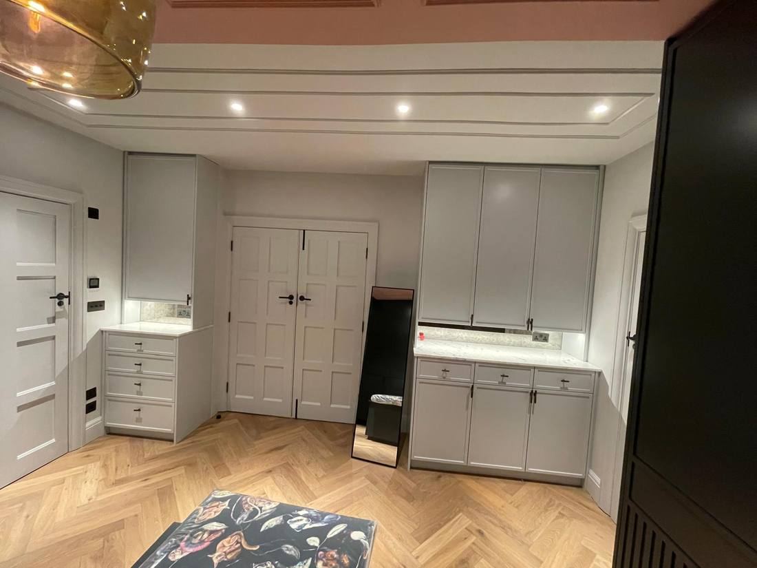 Master Bedroom — Dressing Area